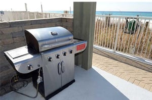 Enjoy grilling out while at Emerald Isle in Panama City Beach FL