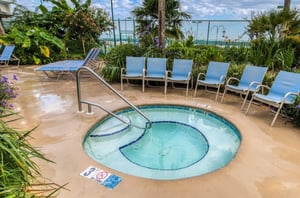 The outdoor hot tub at Gulf Shores Surf and Racquet Club in Gulf Shores Alabama