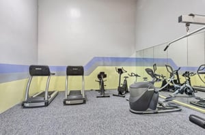 Cardio equipment in the fitness center at Phoenix I