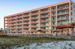 477582 Blu Condos  1972 0 202111 5133