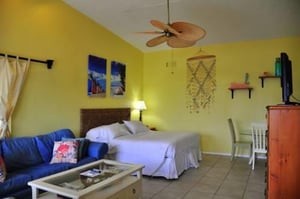 Lido Islander Inn and Suites  Sarasota in Sarasota FL 08