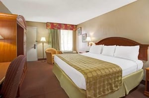 Ramada Sarasota in Sarasota FL 32