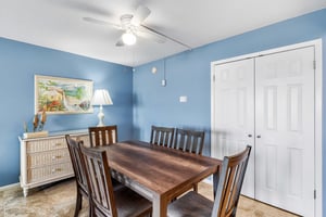 Holiday Surf and Racquet Unit 221 21