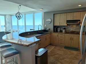 Island Tower 1503 9