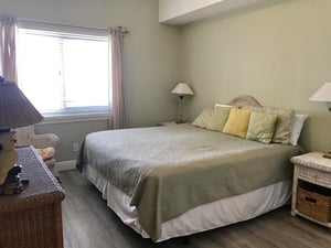 Royal Palms 1305 9
