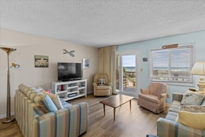 Holiday Surf and Racquet Unit 217 11