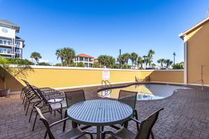 Coral Reef Club 41 35
