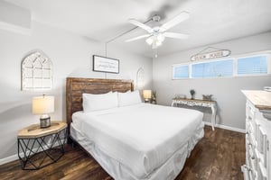 Holiday Surf and Racquet Unit 114 3