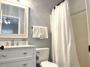 Hypnautic East  Pet Friendly 13