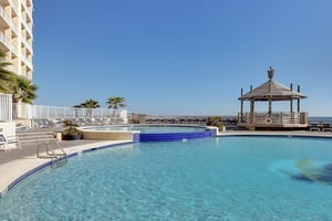 Summer House 1401A 39