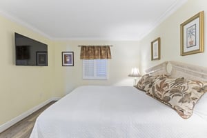 Destin Beach Club 202 13