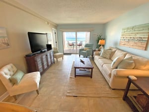 Regency Towers 404E 3