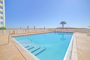 Regency Towers 404E 26