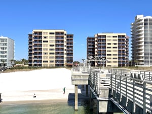 Four Seasons 804W 44