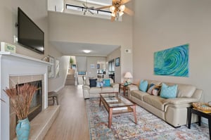 Palm Beach Club 217 3