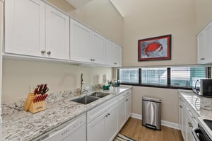 Palm Beach Club 217 7