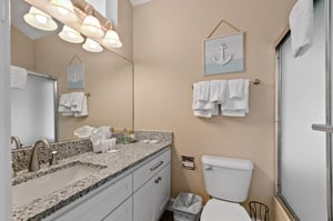 Palm Beach Club 217 10