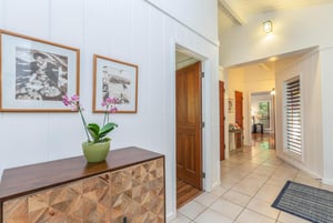 Hale Koolau Estate 10
