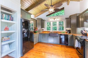 Hale Koolau Estate 29