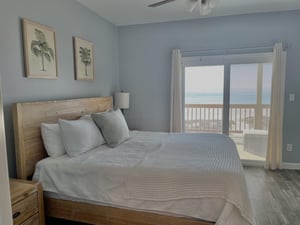 Hypnautic East  Pet Friendly 16