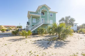 Via De Luna 1414  Beachy Keen 33