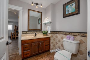Bathroom at Hoop Dreams Lodge