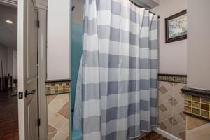 Shower at Hoop Dreams Lodge