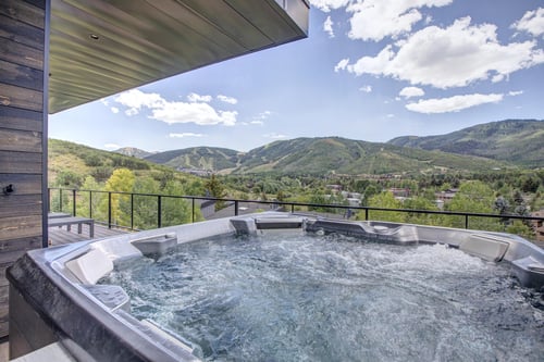 7759573 Nine Peaks Private Hot Tub   Premier Vacation Rental