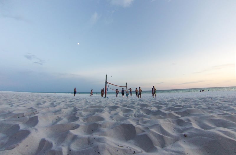 136837 Beachvollyball_02