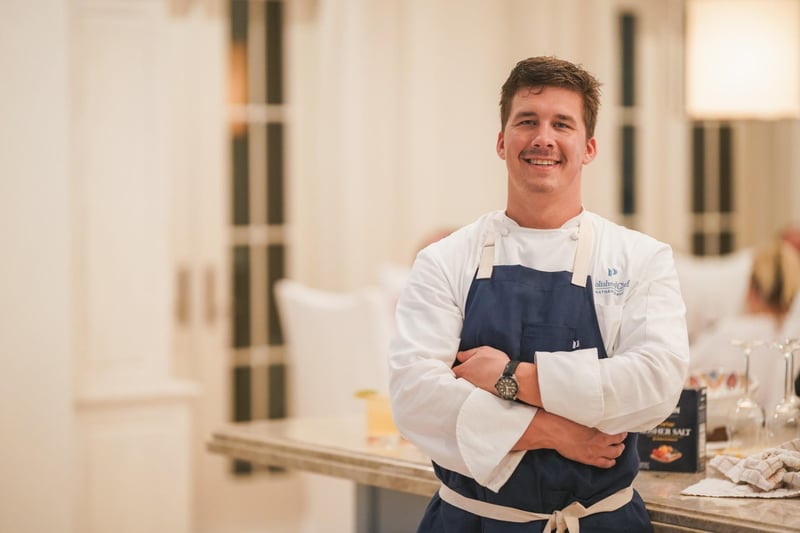 1648334 The Polished Chef