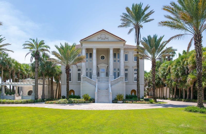 2193566 Paradise By The Sea 2