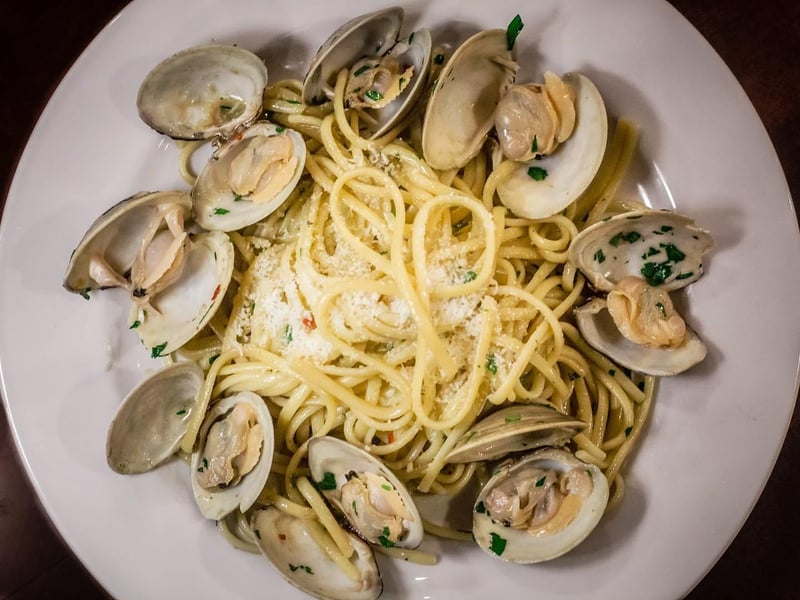 2208630 607215373_17865420618540178_2037333539386818438_n