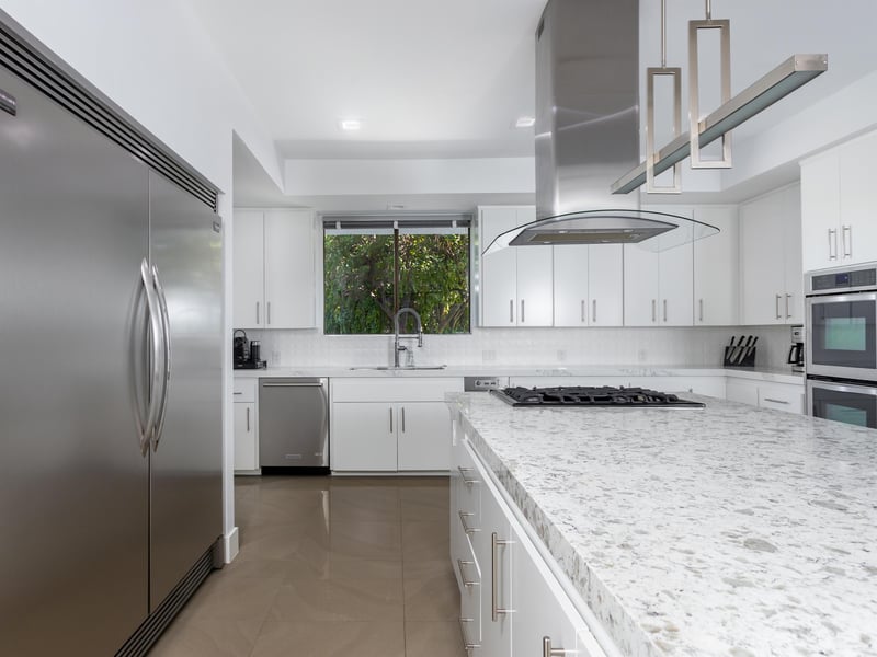 Well equipped kitchen