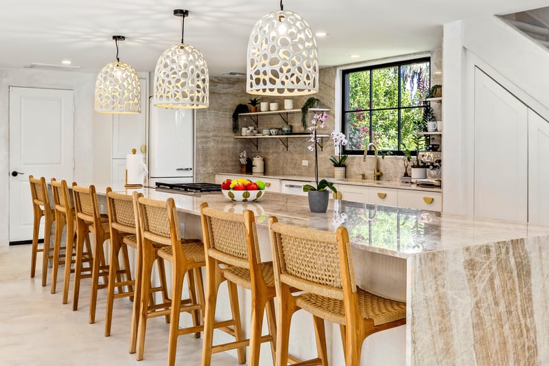 Dine at the breakfast bar