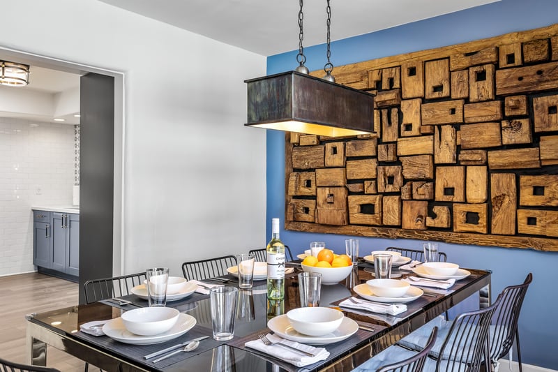 Gorgeous indoor dining for eight