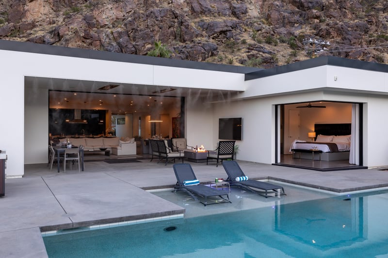 In pool tanning shelf  perfect for desert summers