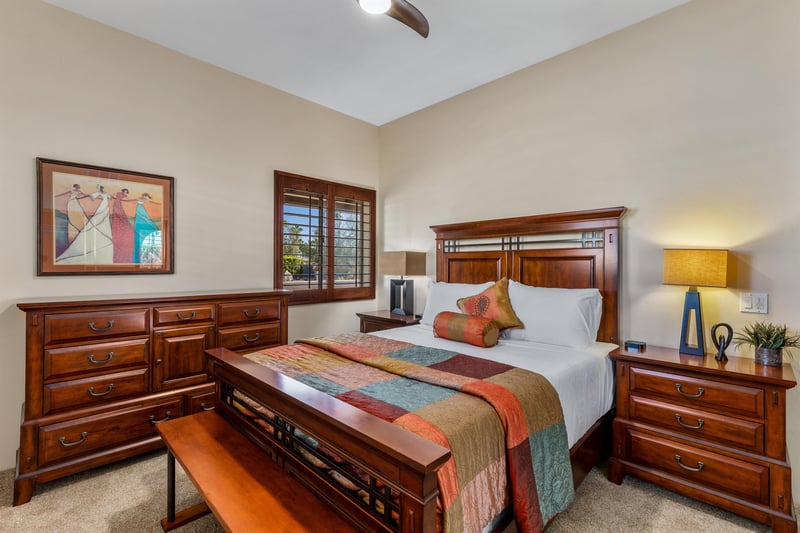 Lovely guest bedroom