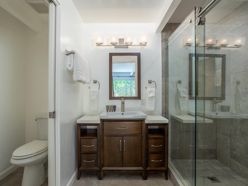 Bathroom Sink With Multiple Storage Drawers