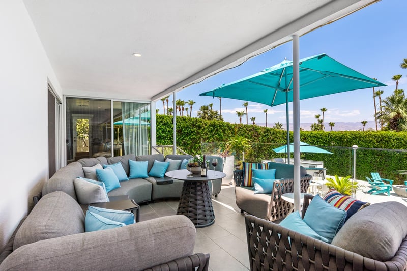 Upscale Outdoor Patio Furniture