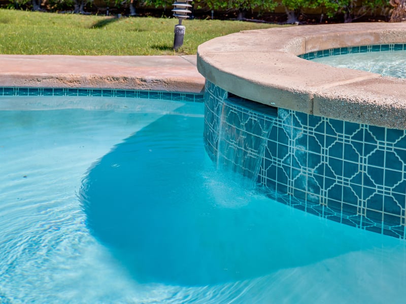 The large pool with integrated spa is fabulous