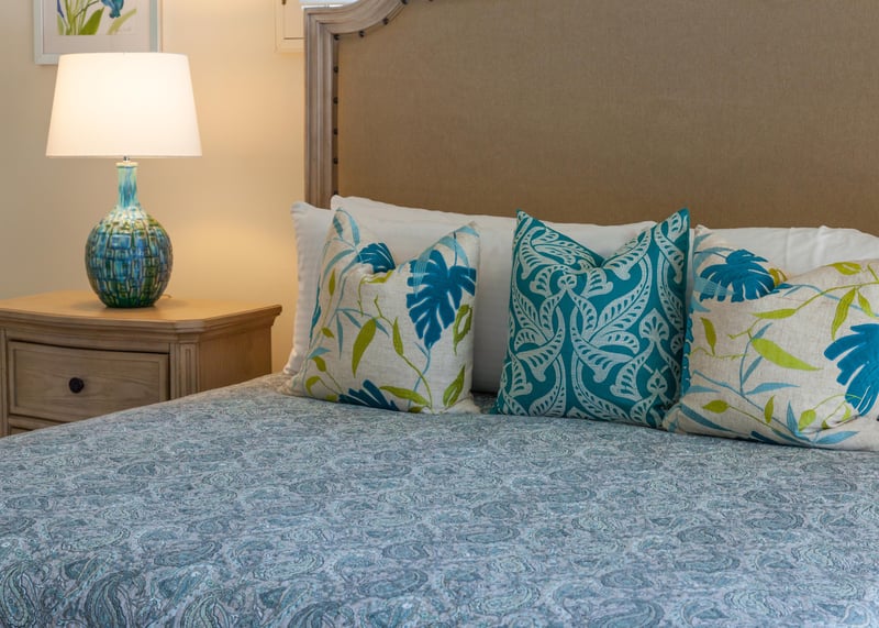 Wake up in the stylish bedroom