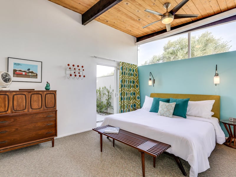 Wake up in the stylish bedroom