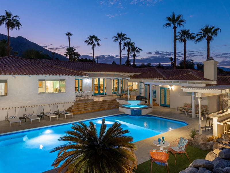 Swim under the stars