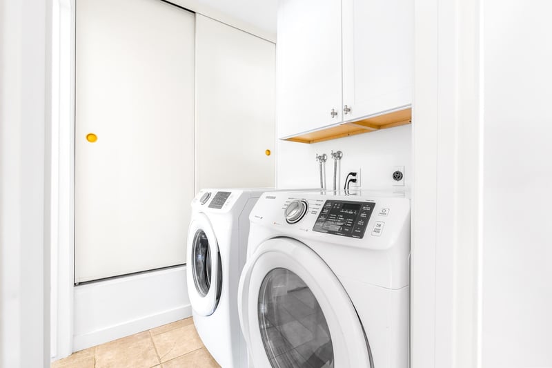 Laundry facilities included