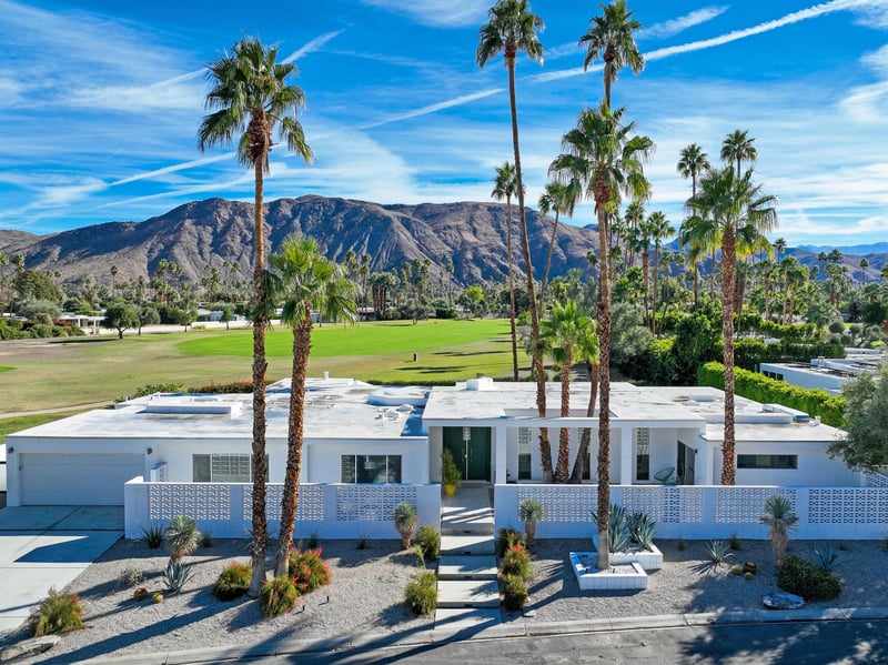 Fabulous Palm Springs location