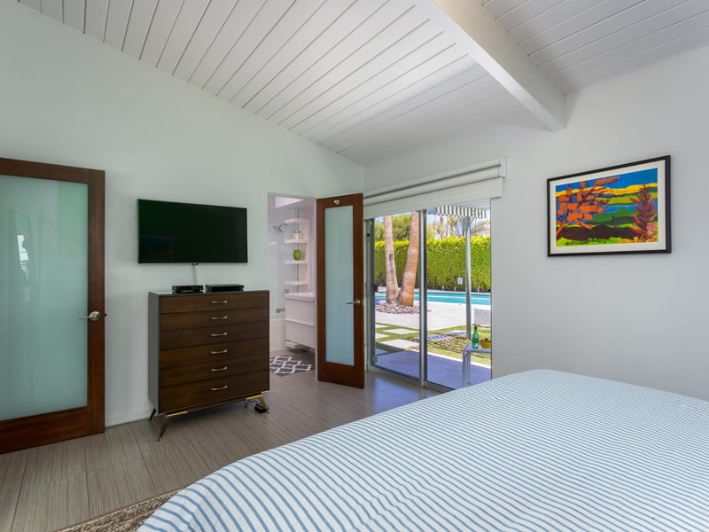 Access to the Backyard