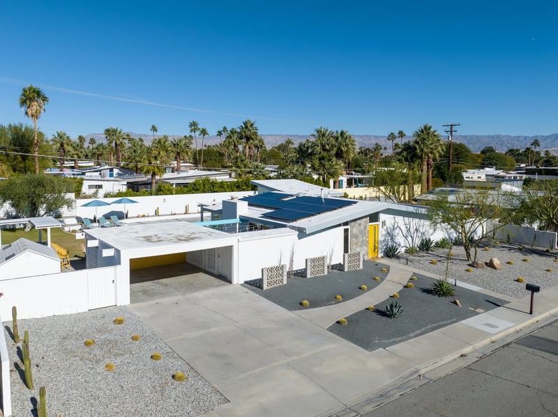 Aerial views of Starburst PS