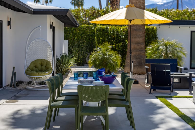 Outdoor seating for eight