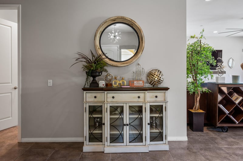 Beautifully appointed furniture throughout