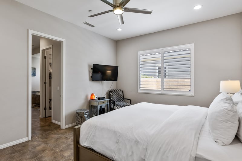 Luxurious primary bedroom